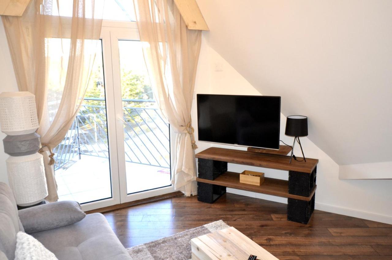 C L E A N&C O Z Y Apartmani Divčibare Екстериор снимка